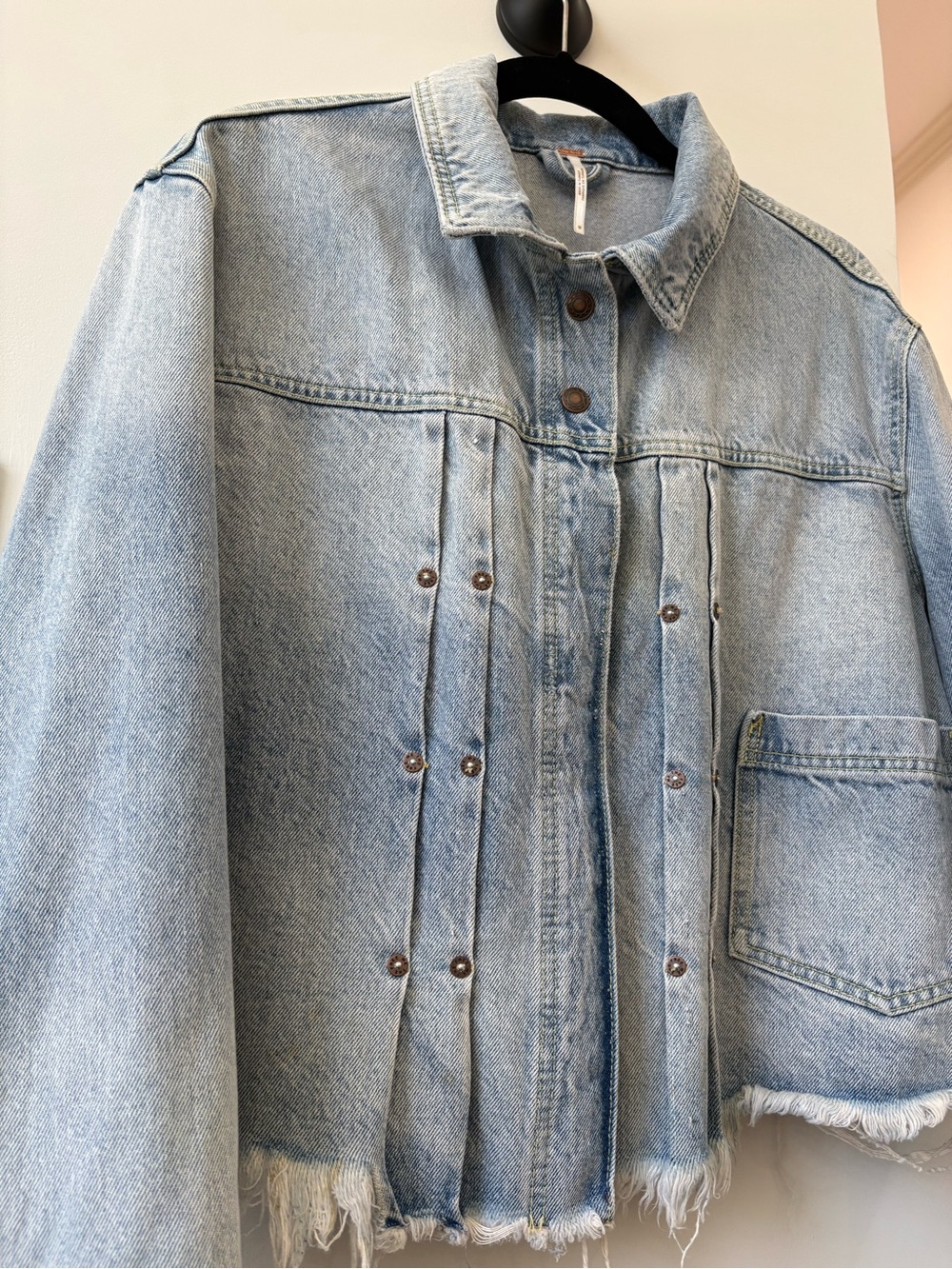 Free People-Light Wash Distressed Denim Jacket - Chic Cropped Style - Picture 14 of 16